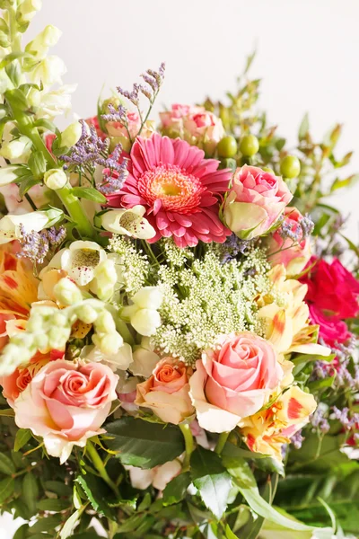 Flowers bouquet — Stock Photo, Image