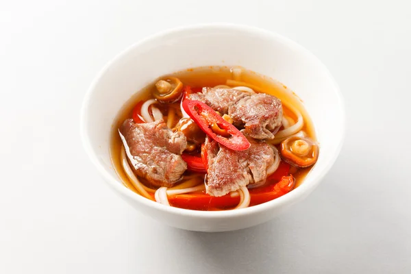 Sopa de macarrão de carne — Fotografia de Stock