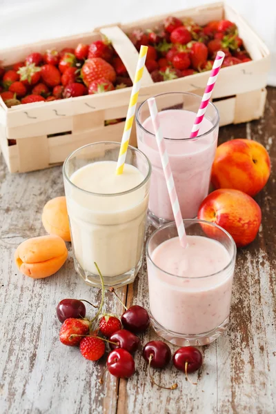 Meyve smoothies — Stok fotoğraf