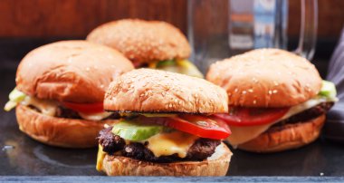 ev yapımı hamburger