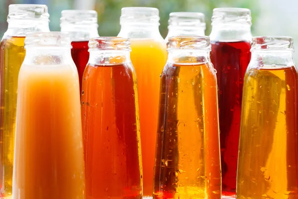 Flaschen Saft — Stockfoto