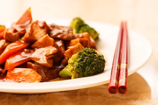 Meat with vegetables — Stock Photo, Image