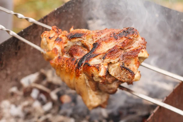 Meat on the grill — Stock Photo, Image