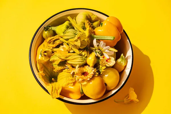 Żółte Warzywa Misce — Zdjęcie stockowe