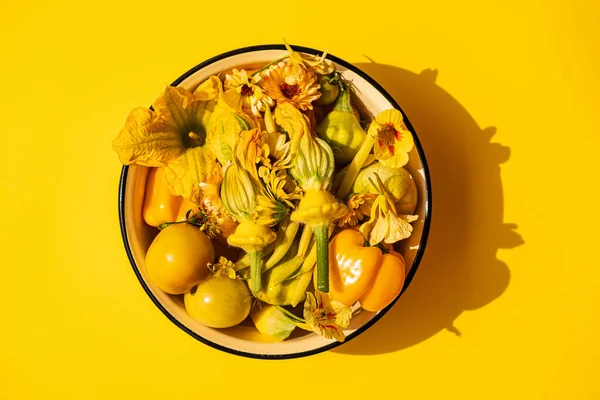 Żółte Warzywa Misce — Zdjęcie stockowe