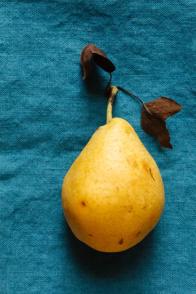 Fresh pear — Stock Photo, Image