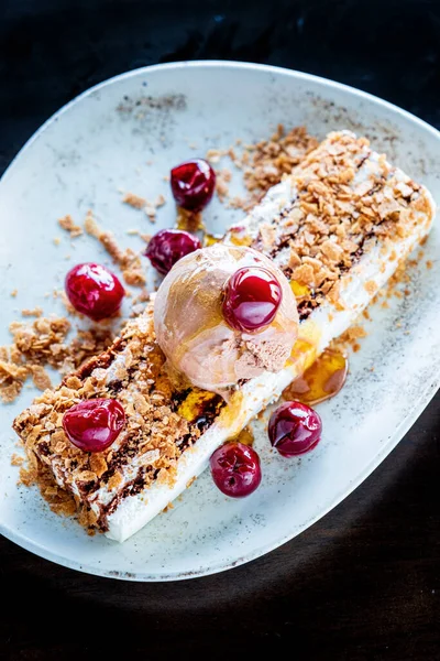 Christmas Dessert Ice Cream Cherries — Stock Photo, Image