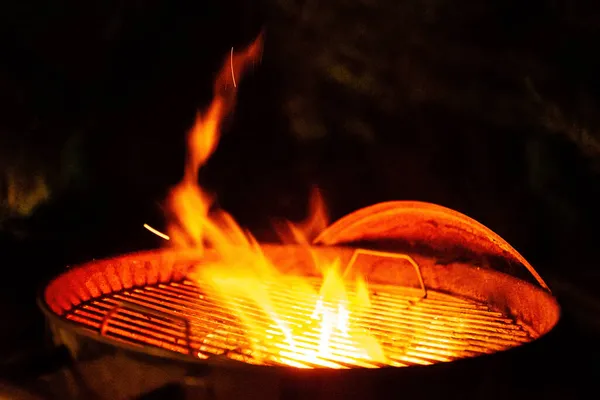 Fuego Sobre Fondo Negro — Foto de Stock