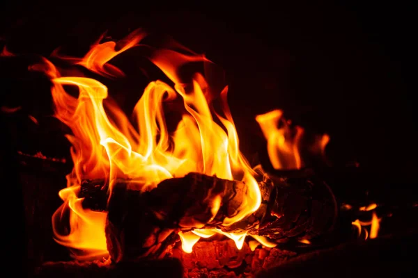 Огонь Черном Фоне — стоковое фото