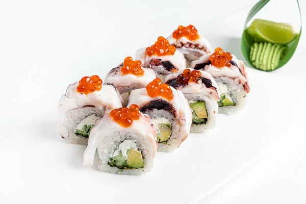 Sushi Gourmet Sul Backgrond Bianco — Foto Stock