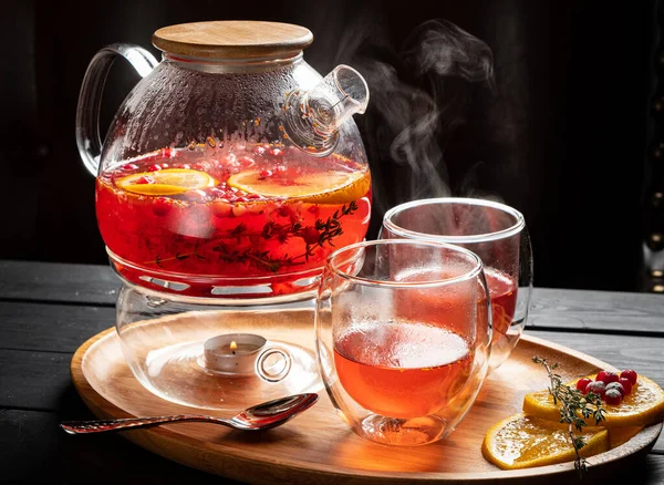 Böğürtlenli ve otlu çay