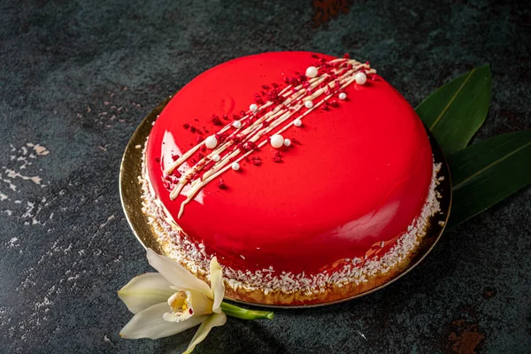 Red Mousse Cake Orchid — 图库照片