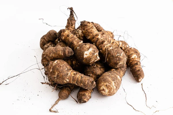 Carciofi Biologici Gerusalemme Sullo Sfondo Bianco — Foto Stock