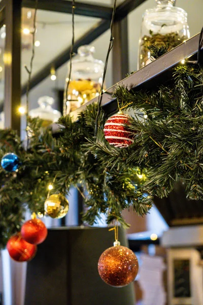 Vánoční Strom Zlaté Červené Koule — Stock fotografie