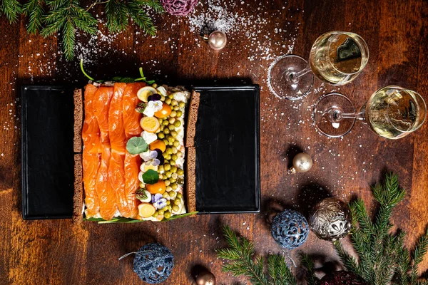 Christmas Salad Wooden Table — Stock Photo, Image