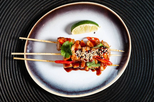 Malásia Satay Frango Com Molho Amendoim Delicioso Dos Pratos Locais — Fotografia de Stock