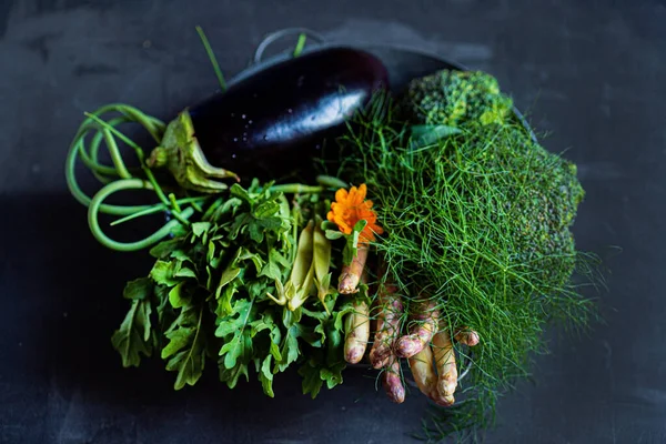 Świeże Warzywa Koszyku — Zdjęcie stockowe