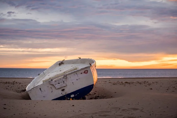 Viejo Barco Playa — Foto de Stock