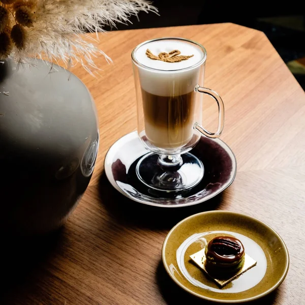 Latte Oder Cappuccino Glas — Stockfoto
