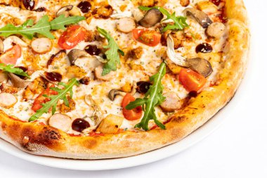 beyaz zemin üzerine İtalyan pizza