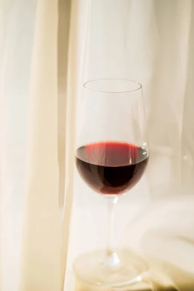 Vino Rosso Nel Bicchiere — Foto Stock