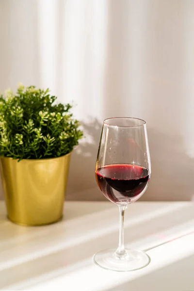 Vino Rosso Nel Bicchiere — Foto Stock