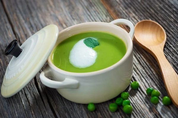 Green pea soup — Stock Photo, Image