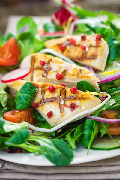 Ensalada de pollo — Foto de Stock