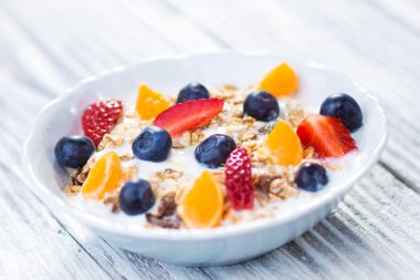 Sağlıklı kahvaltı.