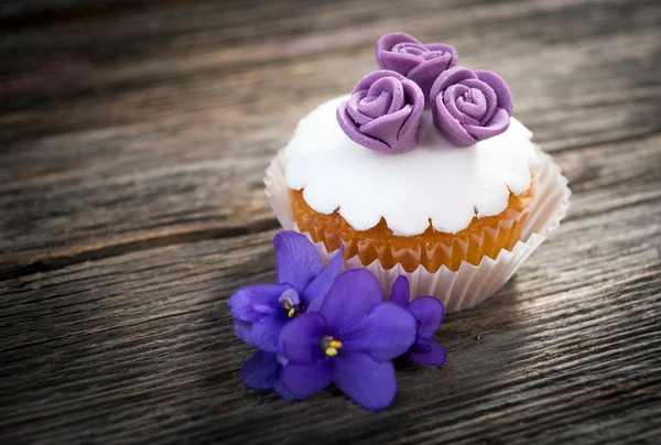 Cupcake alla rosa — Foto Stock