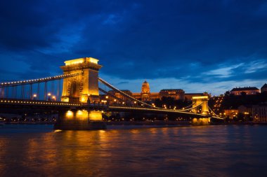 Szechenyi zincir köprü