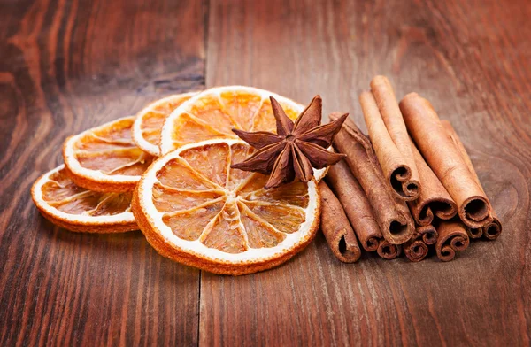 Sliced of dried orange, anis and cinnamon — Stock Photo, Image