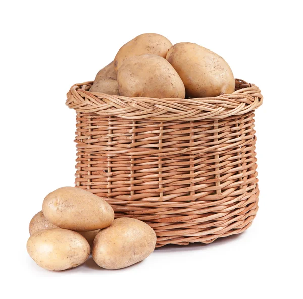 Fresh potatoes in basket — Stock Photo, Image