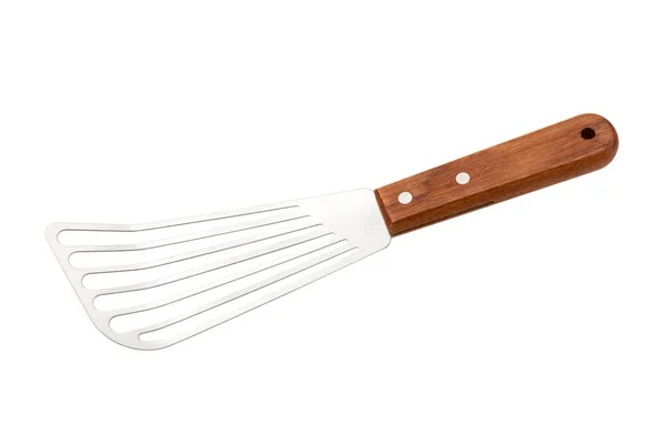 Spatule métallique pour la cuisson de viande, poisson, boulettes isolées sur blanc — Photo