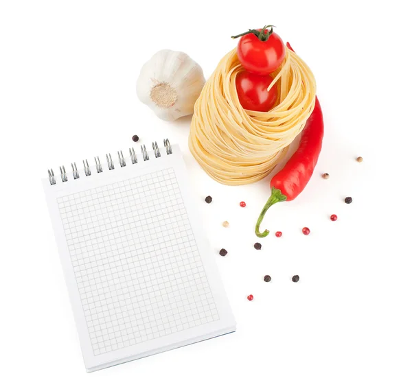 Notebook for recipes, vegetables and pasta — Stock Photo, Image