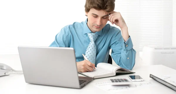 Business man taking notes — Stock Photo, Image