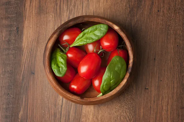 Tomates frescos — Fotografia de Stock