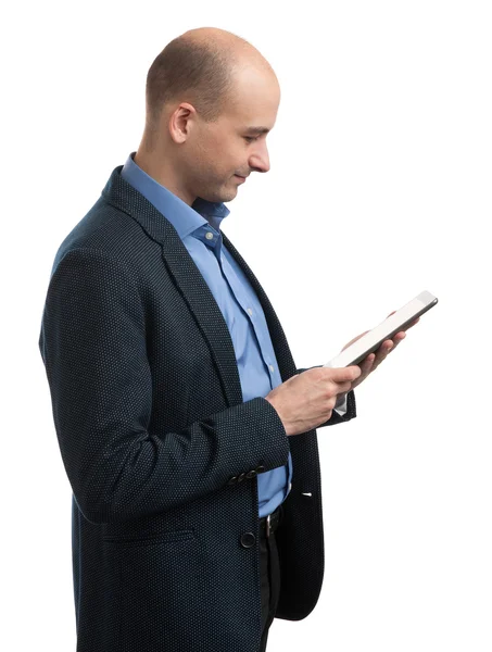 Pohledný podnikatel s tabletem — Stock fotografie