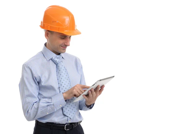 Construction worker working on tablet — Stock Photo, Image