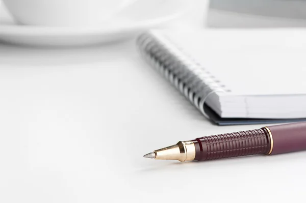 Negócio ou educação ainda vida com caneta — Fotografia de Stock