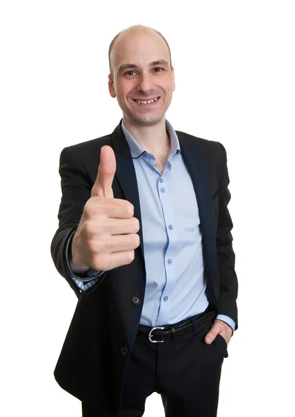 Elegante hombre guapo mostrando su pulgar hacia arriba — Foto de Stock