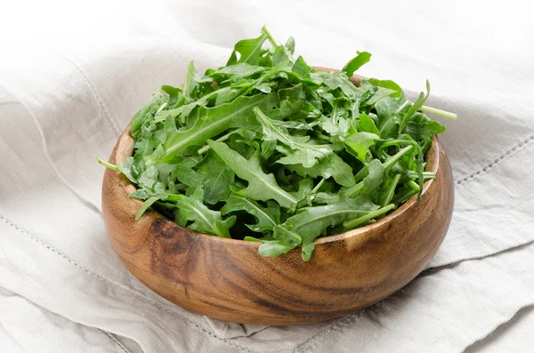 Fresh arugula salad — Stock Photo, Image