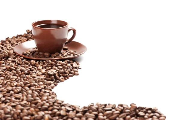 Chicchi di caffè e tazza — Foto Stock