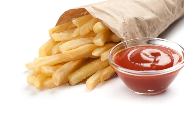 Batatas fritas com ketchup em branco — Fotografia de Stock