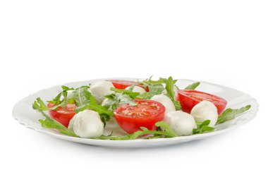 domatesli salata ve mozzarella.