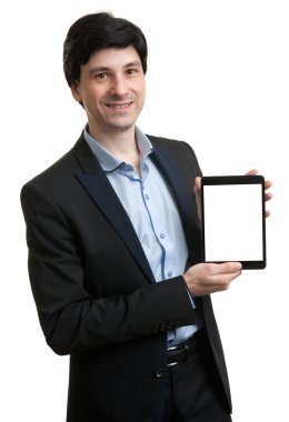 Dijital tablet ile boş ekran sunan iş adamı