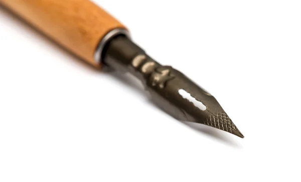 विंटेज निब पेन सफेद पर अलग — स्टॉक फ़ोटो, इमेज