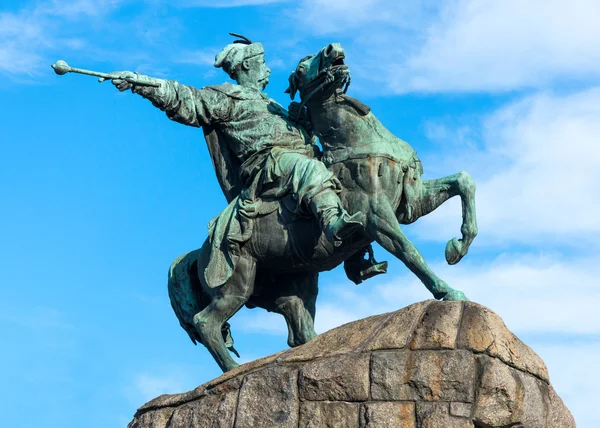 Monumento a Bogdan Khmelnitsky en Kiev, Ucrania . — Foto de Stock