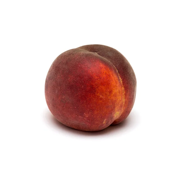 Pfirsich auf weißem Hintergrund — Stockfoto