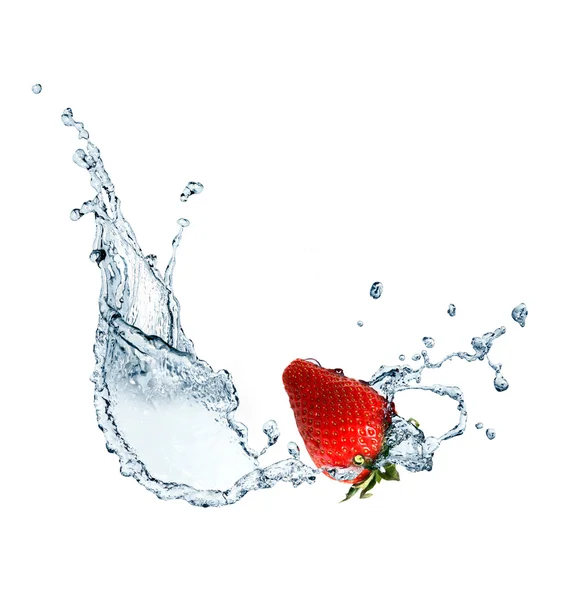 Fragola in acqua — Foto Stock